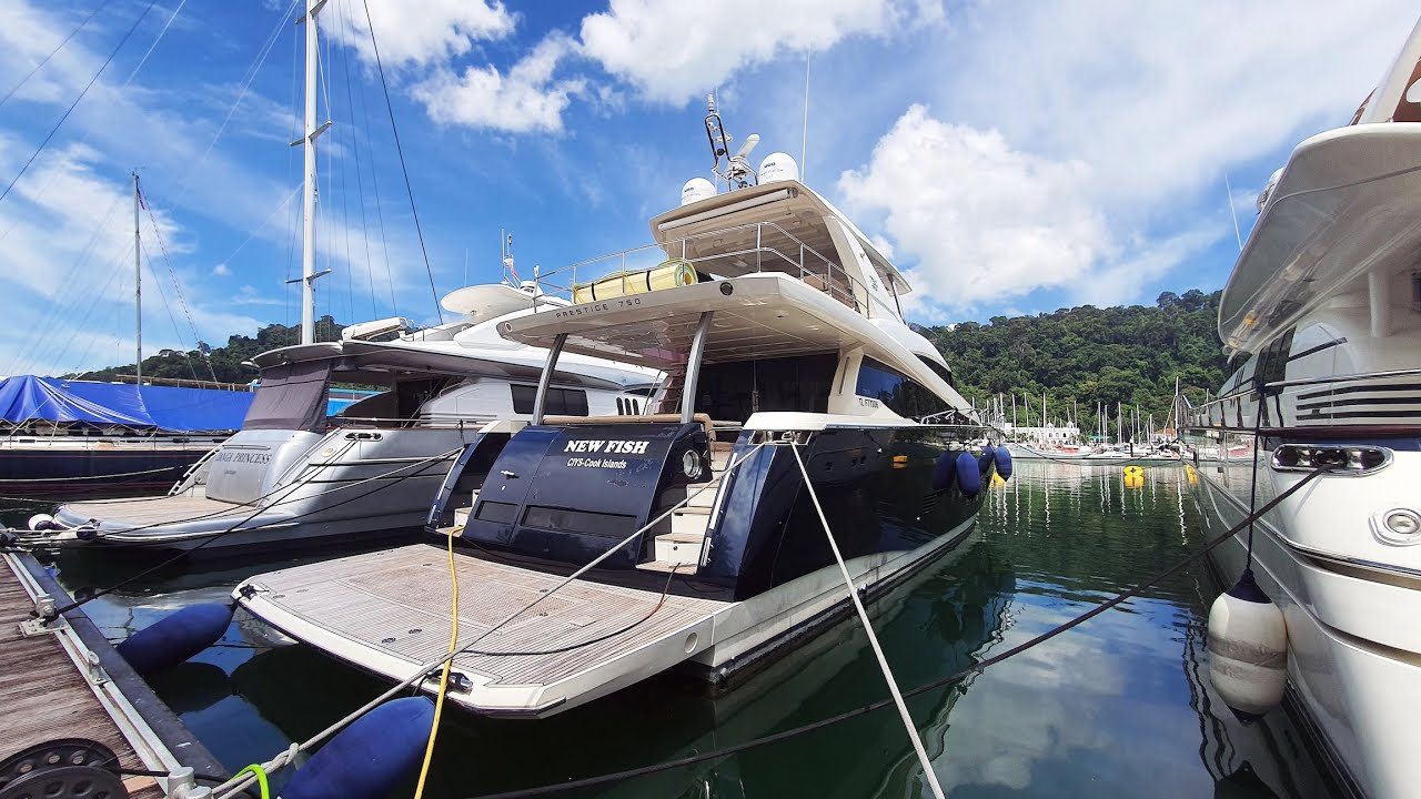 2017 Prestige 750 Flybridge Yacht De Vanzare cu TAG Yachting