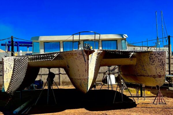 (Ep #10) Insane Sailing Trimaran Redesign.  „Construirea mansardei noastre moderne”