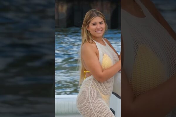 💋🙂👋 Un sărut, un zâmbet și un val de la Yachting Beauty: echipajul BoatSnaps pe scenă pe râul Miami!