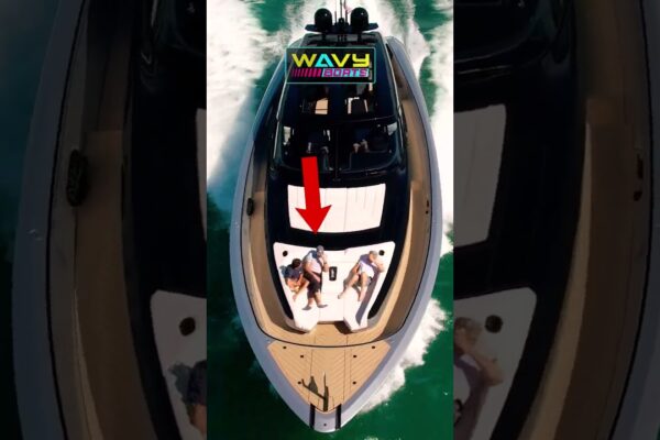 Tom Brady în iahtul său Wajer 77 de 6 milioane de dolari la Haulover Inlet!  |  Bărci ondulate