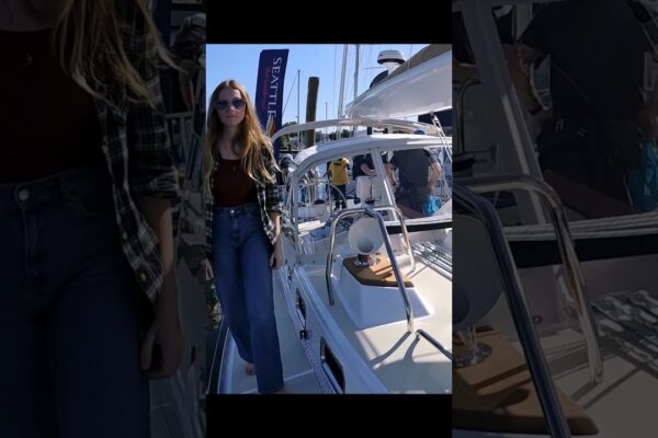 Barci cu pânze noi!  Annapolis - O privire la videoclipul nostru de recenzie #barci cu pânze #barcă cu pânze #navile