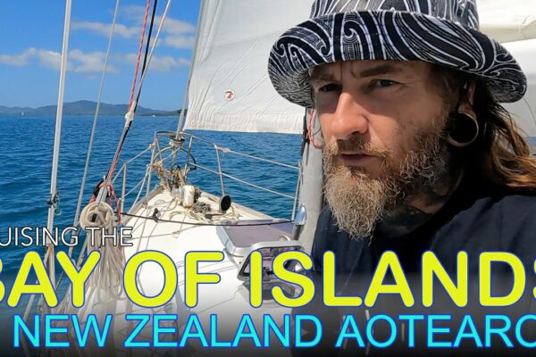 Croazieră în Golful Insulelor din Noua Zeelandă pe un Alberg 30;  De la Opua la Insula Moturua