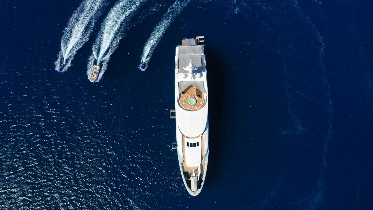 M/Y Persephone Amiral Mariotti 54m Promo, Empire Yachting Alliance, Departamentul Management