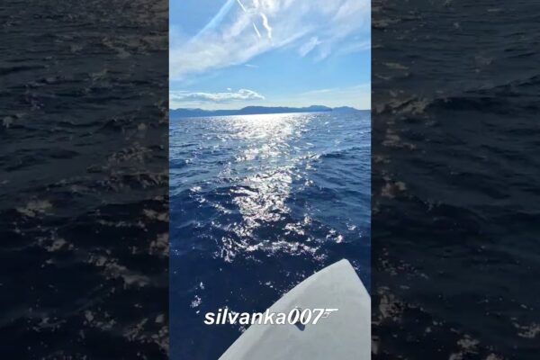 BARCA DE VELIER LUMINA SOARElui |  Cum să navighezi cu un catamaran EXCESS 12 Yachting Life Viral TikTok Shorts YouTube