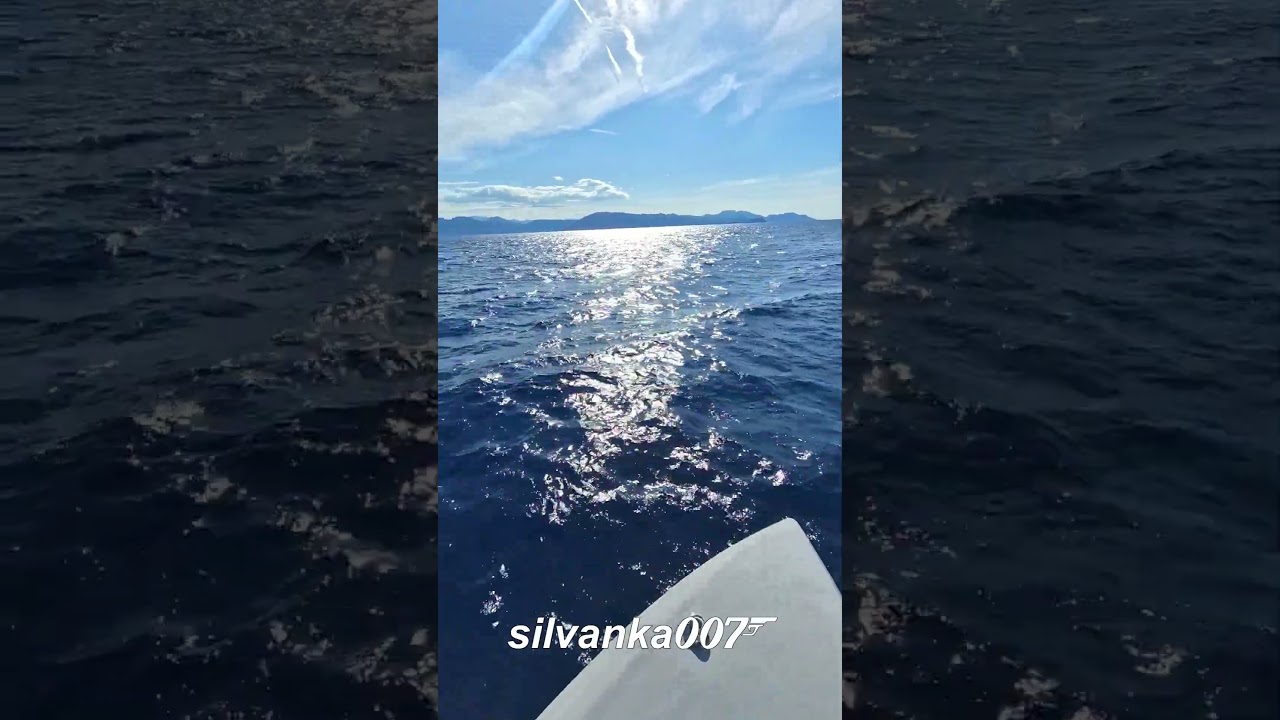 BARCA DE VELIER LUMINA SOARElui |  Cum să navighezi cu un catamaran EXCESS 12 Yachting Life Viral TikTok Shorts YouTube