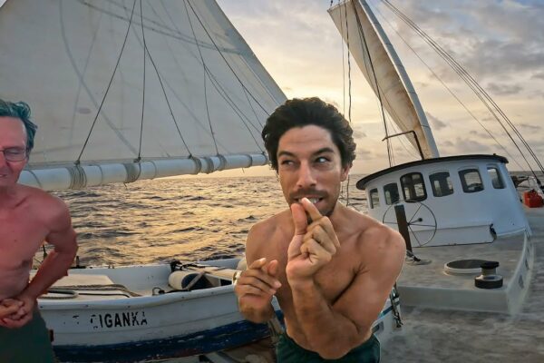 Căpitanul a fost atât de aproape!  Sailing South Pt.  4 |  BOAB 256