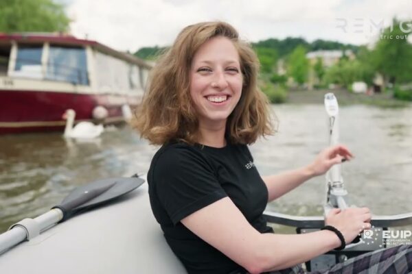 Outboardul electric RemigoOne - primul produs maritim din istorie care a câștigat un premiu EUIPO.