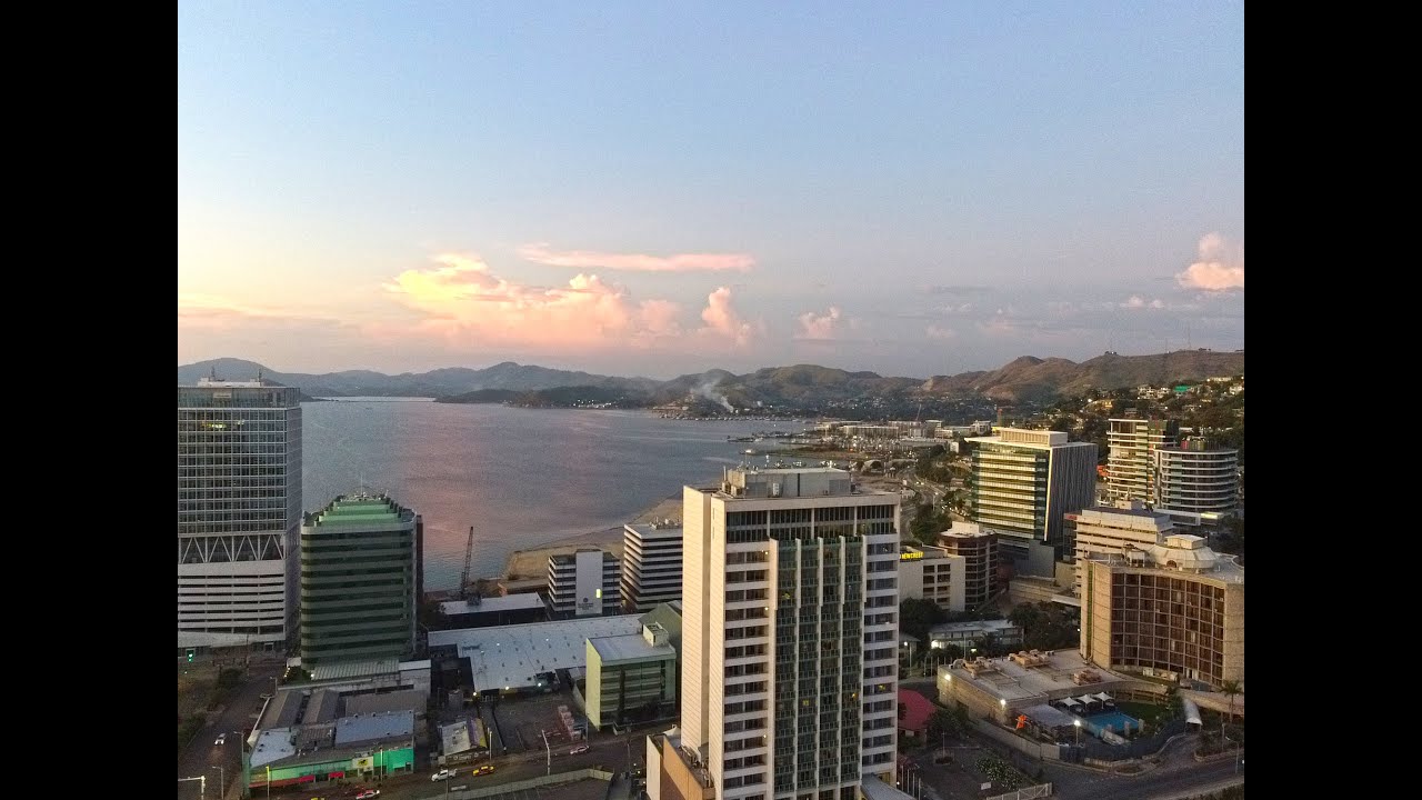 Seara in centrul orasului Port Moresby, Papua Noua Guinee