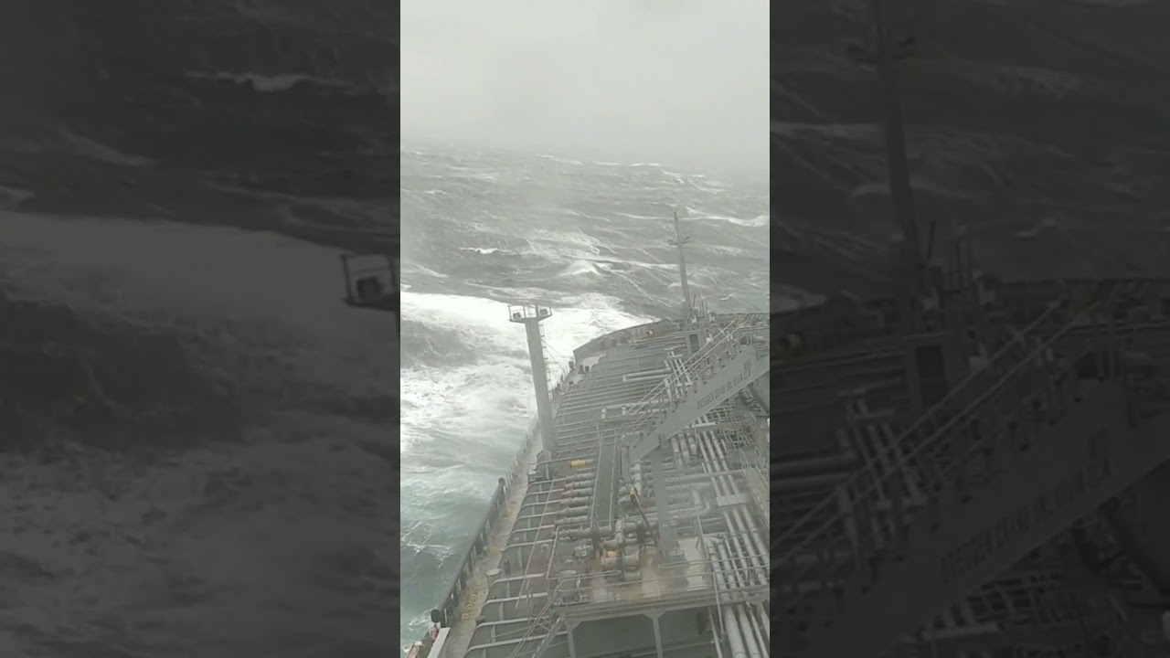 Petrolier în uragan |  Partea 1 #short #furtună #navă cu vele