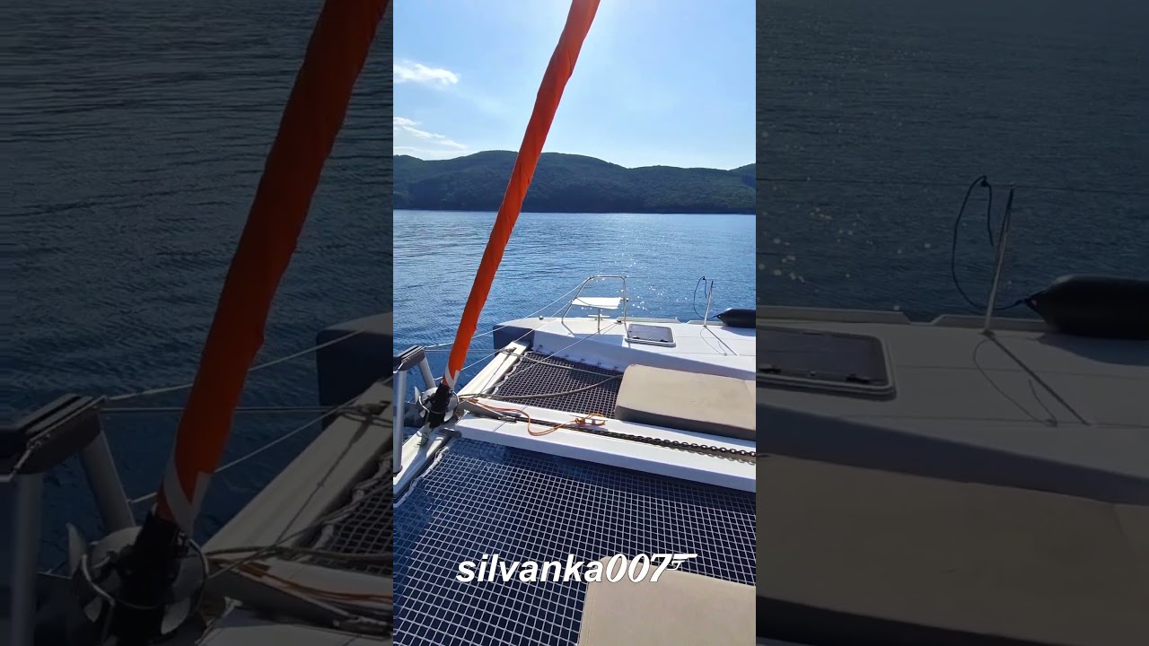 CATAMARAN SAILING EXCESS 12 YACHTING GREC |  Cum să navighezi cu un catamaran |  Pantaloni scurți Sexy Lady Viral TikTok