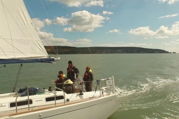 Curs Solent Sailing, Competent Crew cu Universal Yachting