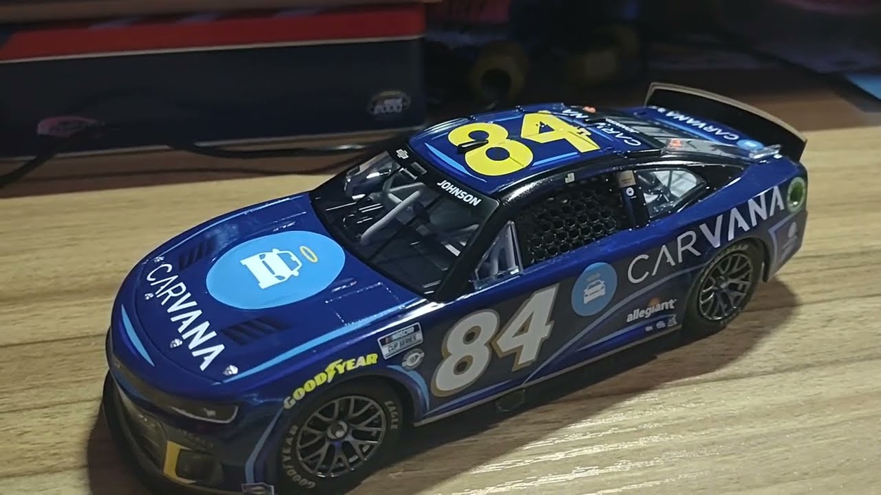 REVIZII NASCAR DIECAST: 2023 #84 Jimmie Johnson Carvana Chevrolet Camaro ZL1 Review