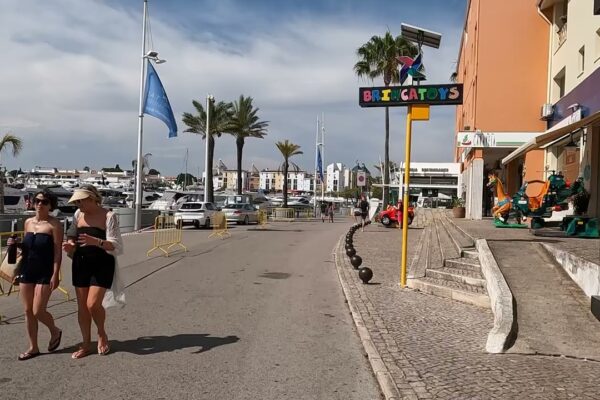 Plimbare în portul de agrement Vilamoura în jurul datei de 4 iunie 2023 4k