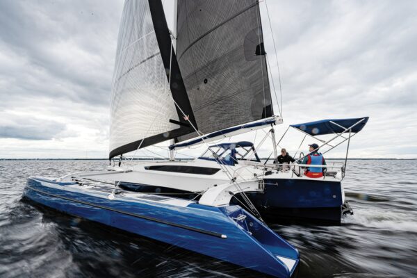 Cel mai bun trimaran Barca anului 2024: Dragonfly 40 Ultimate |  Lumea navigației