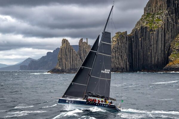 Rolex Sydney Hobart Yacht Race 2023 – Alive o aduce acasă pentru Tasmania