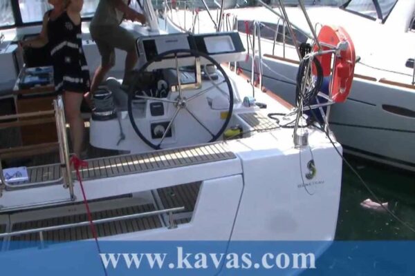 Oceanis 55 - Yacht Charter Grecia de Kavas Yachting