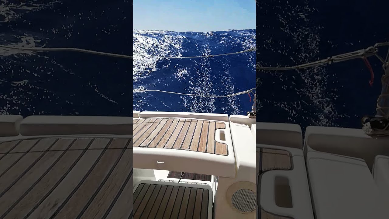 Sailing solo în valuri de 4m în Mediterana, sudul Spaniei, Cabo de Gata