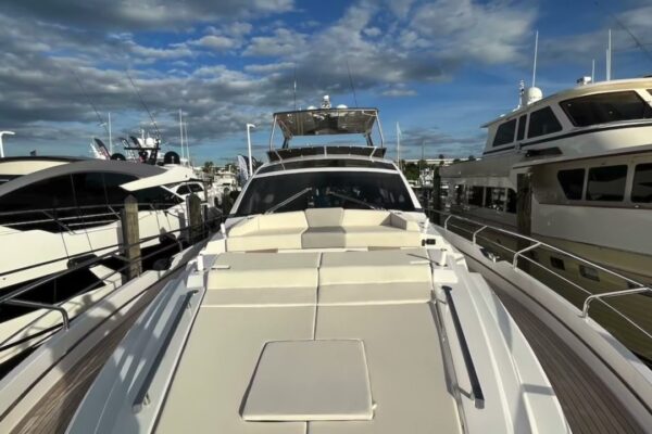 Aicon 66 Vivere Video - Stuart Boat Show