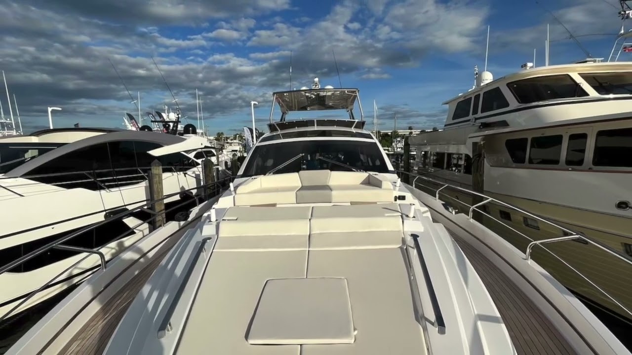 Aicon 66 Vivere Video - Stuart Boat Show