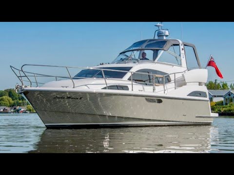 Tur de iaht de 440.000 GBP: Haines 360 Aft Cabin