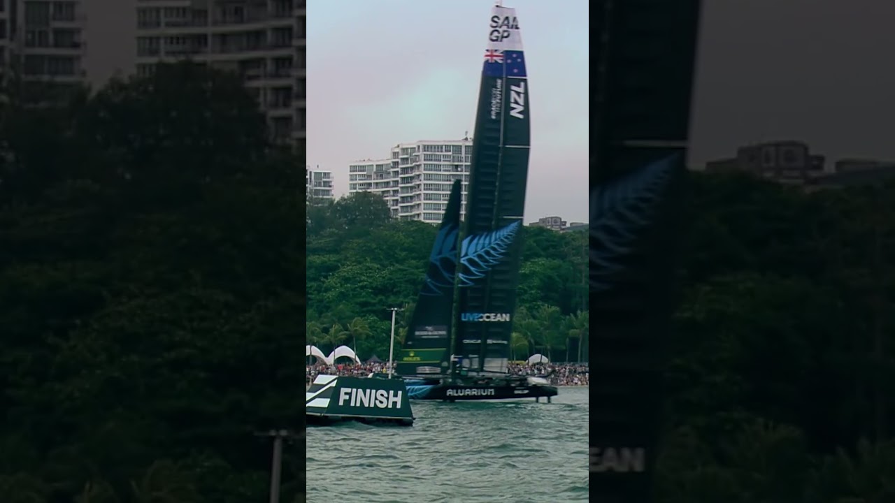 O victorie uriașă pentru #SailGPNZL înapoi în sezonul 2 din Singapore!  #sailgp #sailing #short