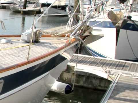 Videoclipuri lunare Westview Sailing & Yachting - Acostare Blunders.flv