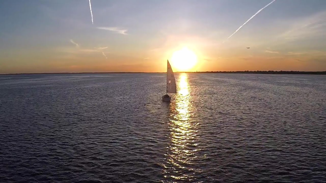 EP 81 Regatta în Saint Louis de Marie Galante cu Julien pe barca sa, legendarul Sun Fiz 40.