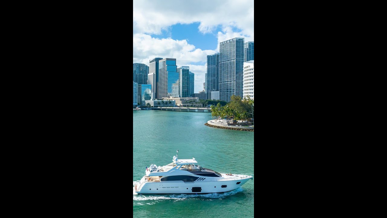 Motor Yacht Hoya Saxa - Descriere!