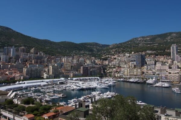 Filmări Cavachi Monaco