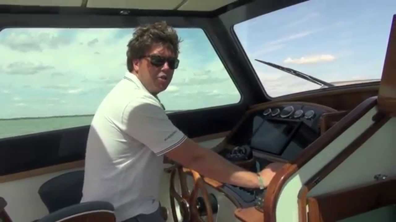 Dale Classic 35 de la Motor Boat & Yachting