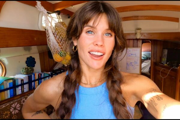 Tinere croaziere de croazieră care navighează pe coasta Queenslandului - Episodul 37