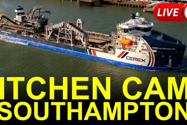 Itchen Cam - Southampton Shipspotting pe râul Itchen (Southampton Sailing Club) Tug & RoRo LIVE