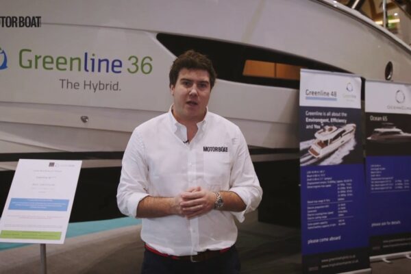 Greenline 36 Hybrid |  Salonul nautic de la Londra 2017 |  Barcă cu motor și iahting