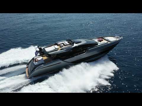 Yacht de lux - Riva 88' Folgore - Bun venit în viitor.  #RivaInTheMovie