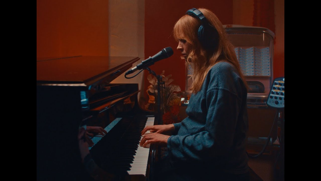 Lucy Rose - Sail Away (Live)