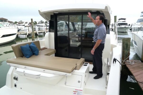 Carver Yachts C34 Coupe Walk Thru