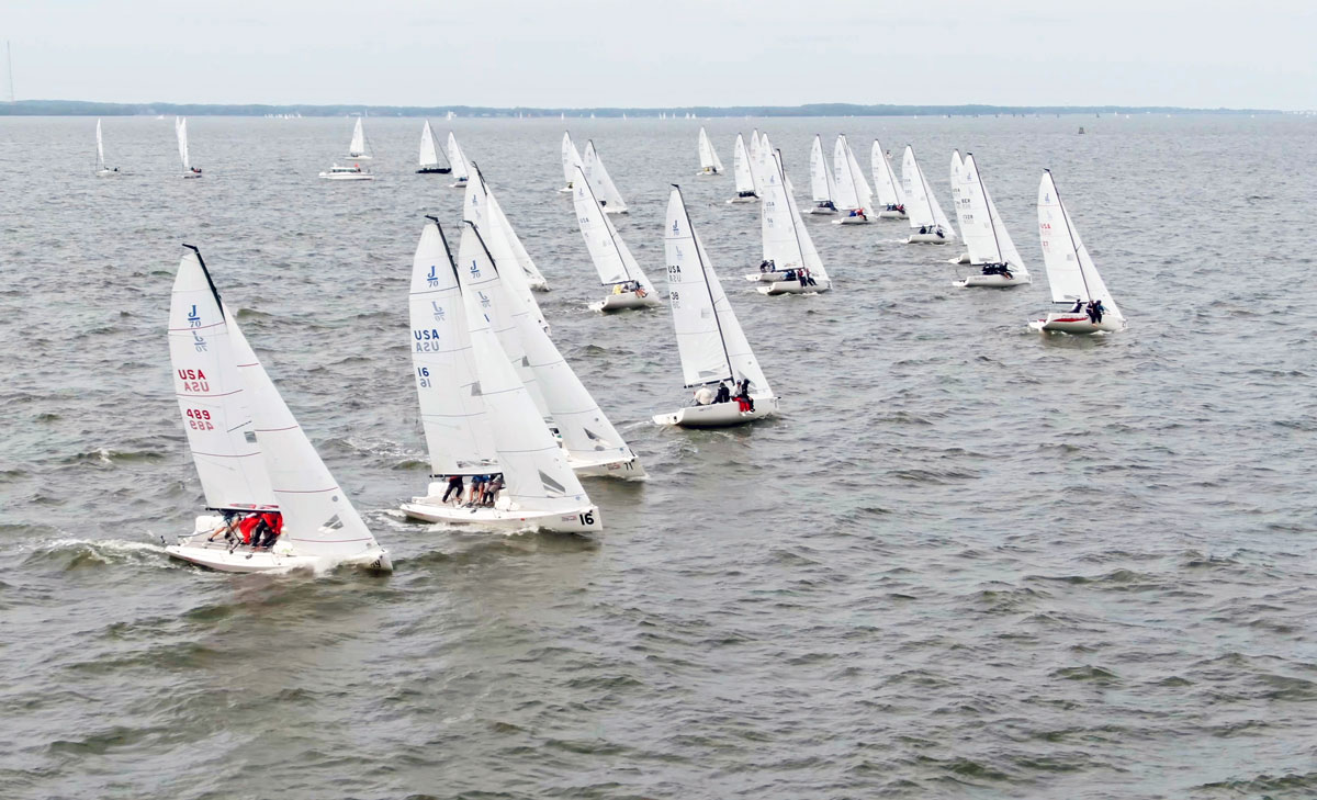 Strategia hipodromului: Mijlocul versus marginea |  Lumea navigației