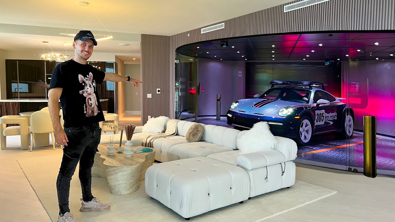 În interiorul turnului Porsche al lui Messi, cu lift de supercar