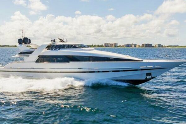 Yacht de 4,35 milioane USD: 125 Norship Construit în 1994 [ENTOURAGE]