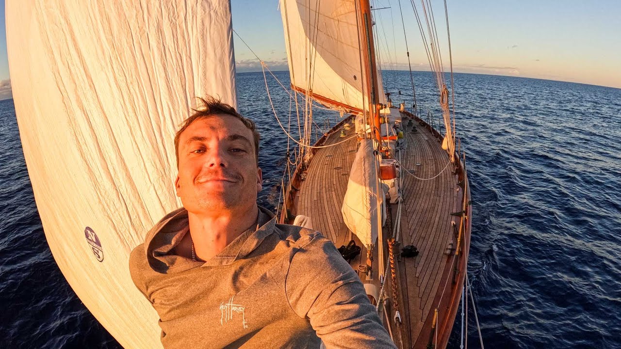Navigați cu un frumos Classic Yawl (Fife) de 70 de picioare în Pacificul de Sud!