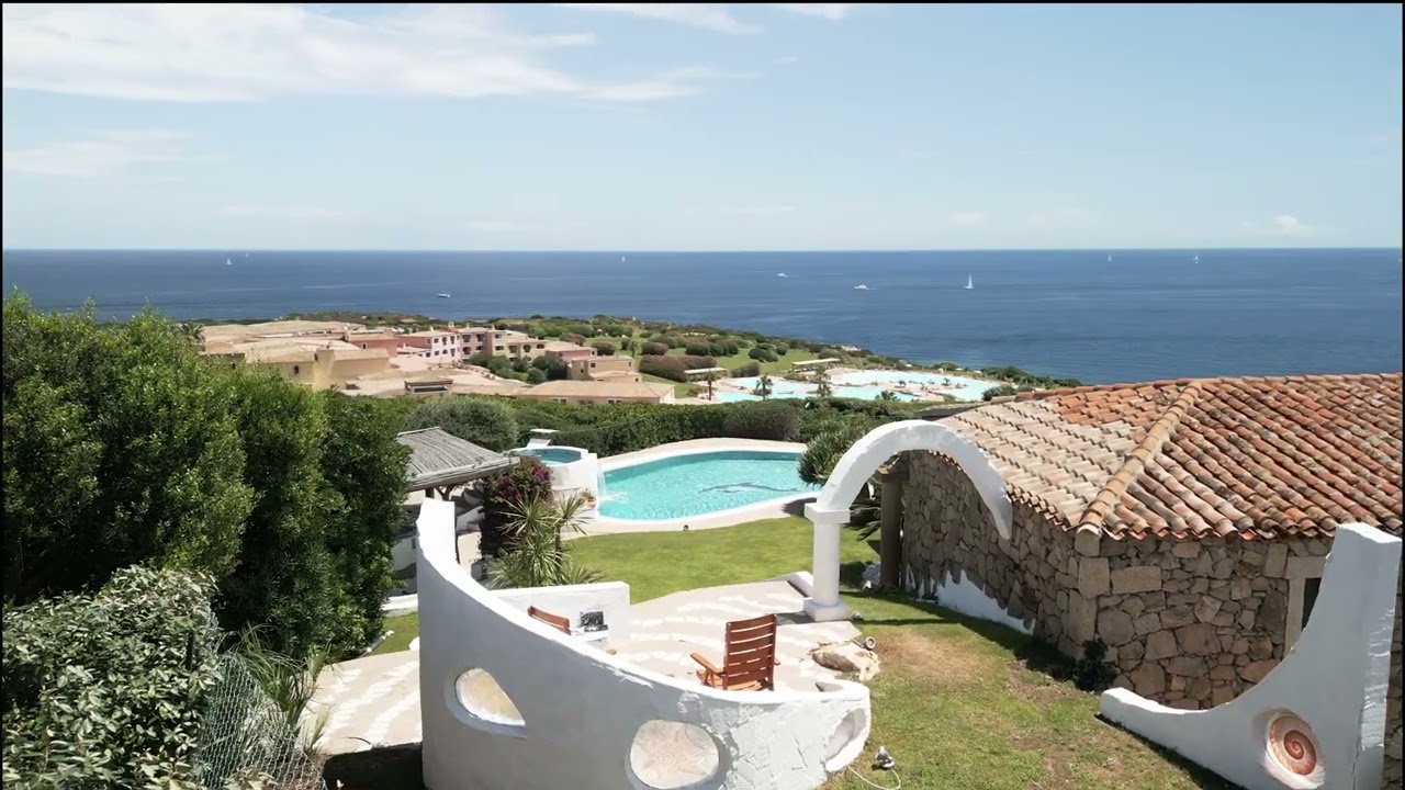 Vila Astra cu vedere la mare în Porto Cervo