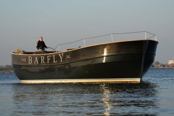 Yacht personalizat Barfly