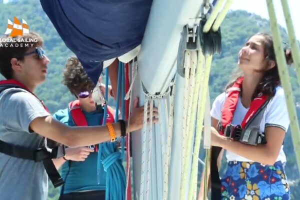 Tabăra de aventură albastră - Academia Globală de Navigație