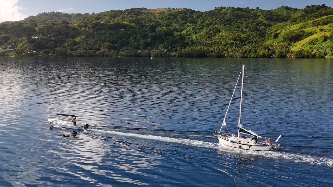 Navigați spre Fiji fără motor