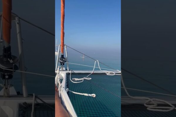 Răcire pe catamaran în timp ce navighează în Croația - Alitis Yachting