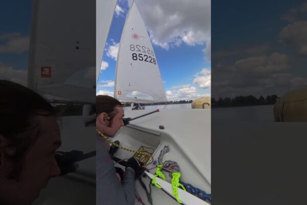 Incident la Windward Mark #ilca #sailboatracing #sailing #sailracing