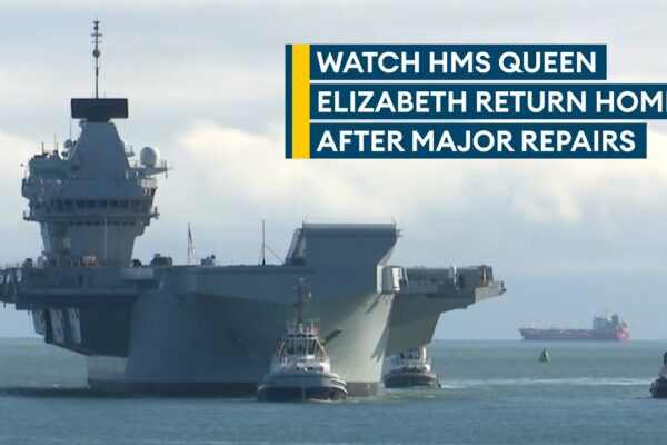 HMS Queen Elizabeth se întoarce la Portsmouth după luni de reparații