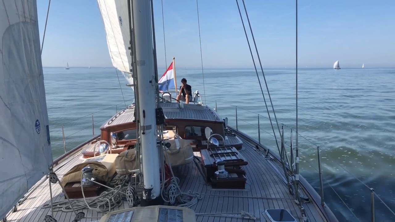 Yacht cu vele clasic Elysium Plimbare pe punte august 2019