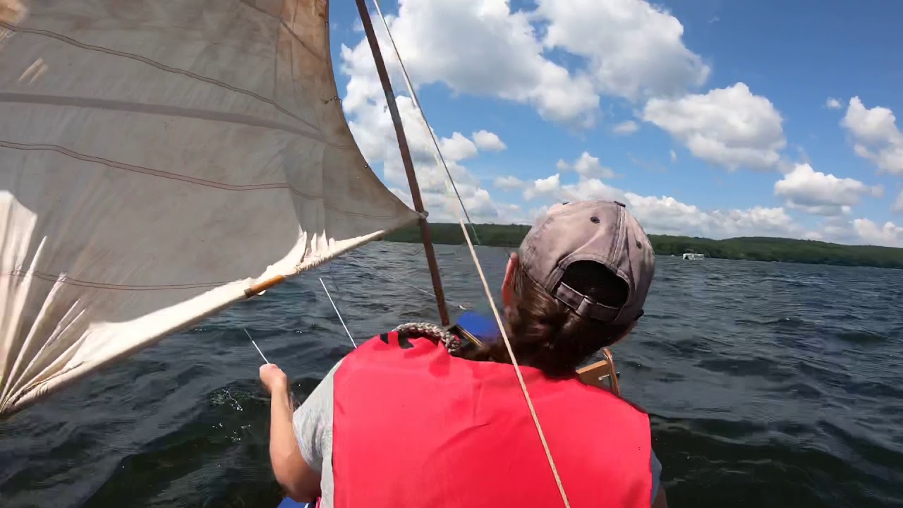 Navigand cu un Klepper de 60 de ani