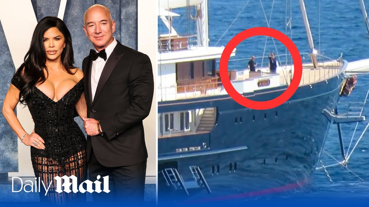 Jeff Bezos o sărută pe iubita Lauren Sanchez la bordul unui „super iaht” de 500 de milioane de lire sterline